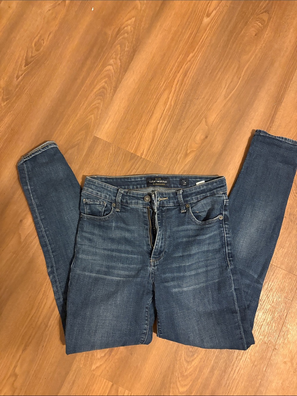 Lucky Brand Skinny Jeans in Dark Blue Wash
